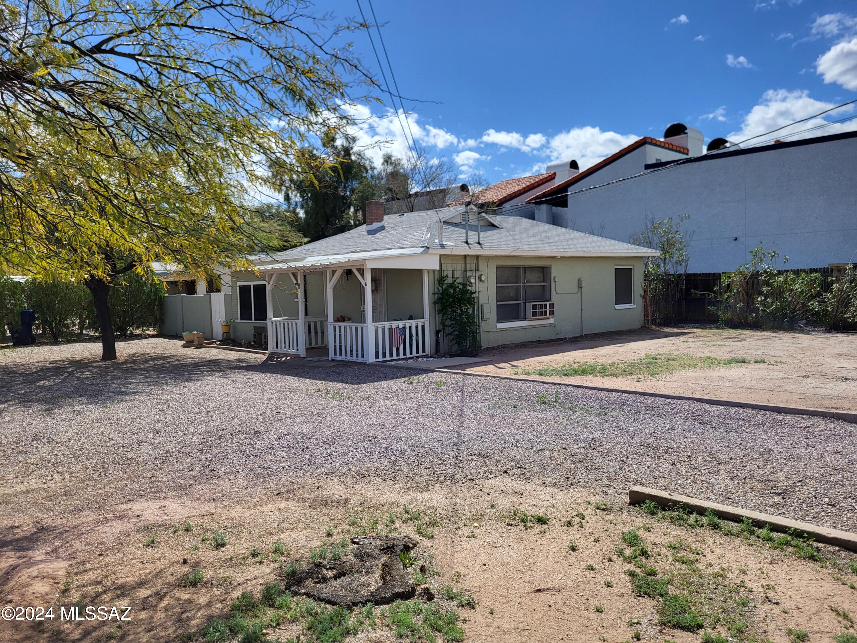 321 West Pastime Road Tucson, AZ 85705 - Photo 2 of 24