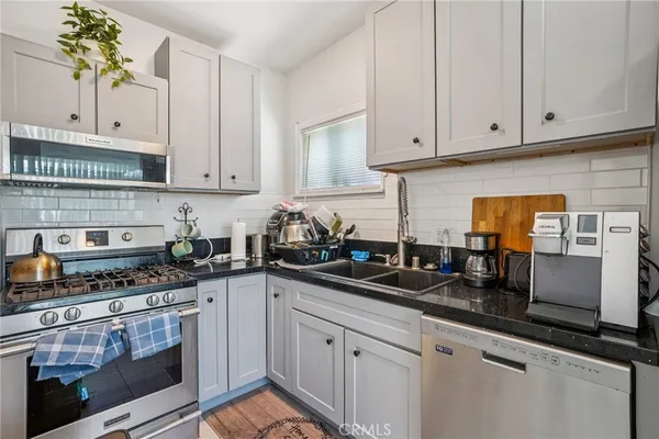 $999,000 | 3944 West 111th Place, Inglewood, CA 90303