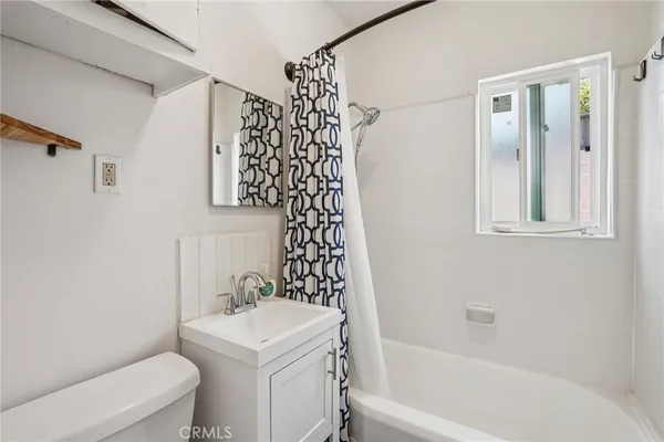 $999,000 | 3944 West 111th Place, Inglewood, CA 90303