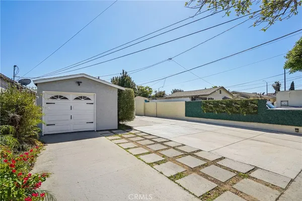 $999,000 | 3944 West 111th Place, Inglewood, CA 90303