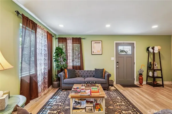 $999,000 | 3944 West 111th Place, Inglewood, CA 90303