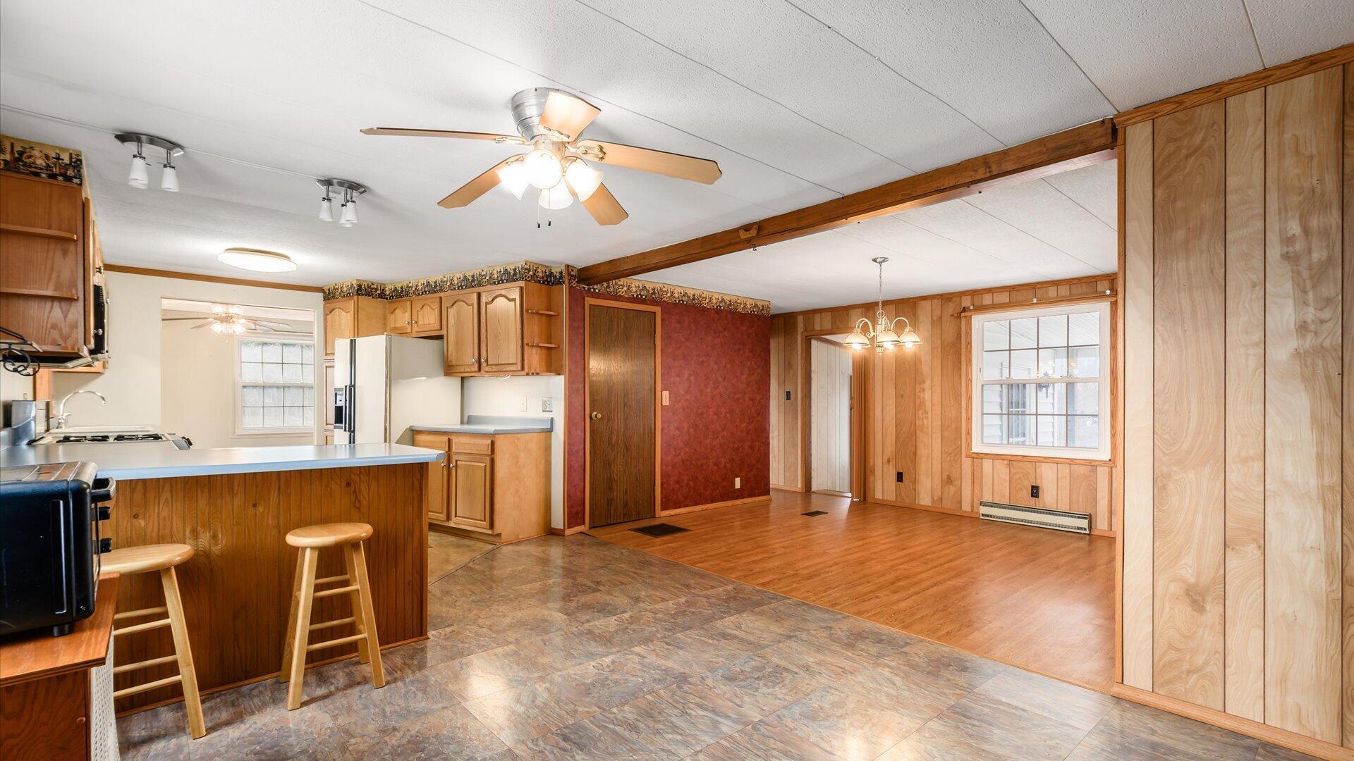 9390 Perryton Road Frazeysburg, OH 43822 - Photo 7 of 27 04-zj 9390 Perryton Rd021