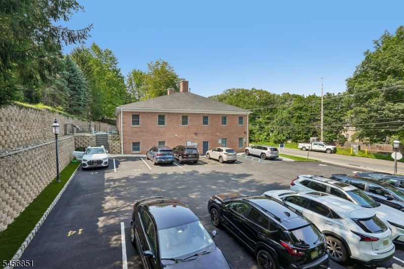 53 Broadway, Unit D Park Ridge, NJ 07656 - Photo 22 of 30 Gallery Image 22