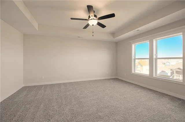 $499,900 | 6000 Northeast 118th Street, Kansas City, MO 64156