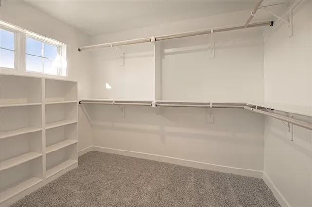 $499,900 | 6000 Northeast 118th Street, Kansas City, MO 64156