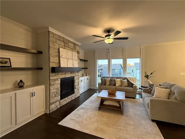 $499,900 | 6000 Northeast 118th Street, Kansas City, MO 64156