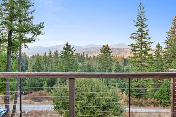 $1,950,000 | 18059 North Advent Lane, Post Falls, ID 83854