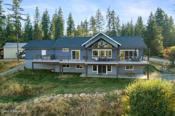 $1,950,000 | 18059 North Advent Lane, Post Falls, ID 83854