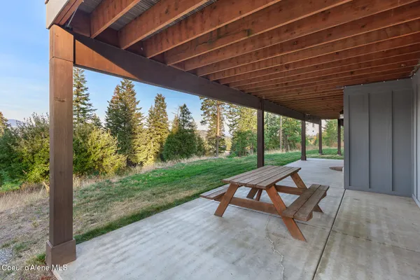 $1,950,000 | 18059 North Advent Lane, Post Falls, ID 83854