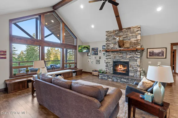 $1,950,000 | 18059 North Advent Lane, Post Falls, ID 83854