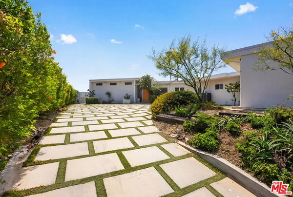 $1,599,000 | 10418 Ormond Street, Sunland, CA 91040