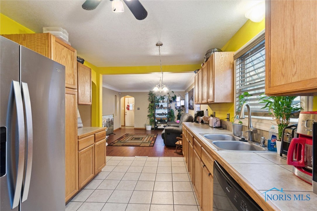 637 Greening Road Toledo, OH 43607 - Photo 17 of 38 Gallery Image 17