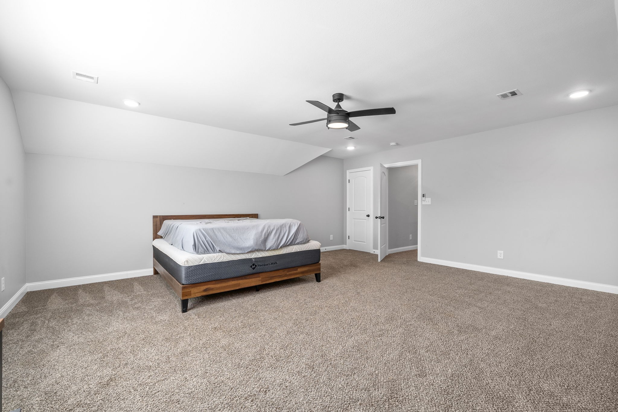 851 South Ridge Trail Clarksville, TN 37043 - Photo 27 of 32 Gallery Image 27