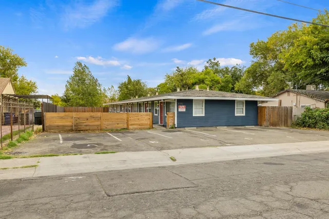 $795,000 | 2720 Forrest Street, Sacramento, CA 95815