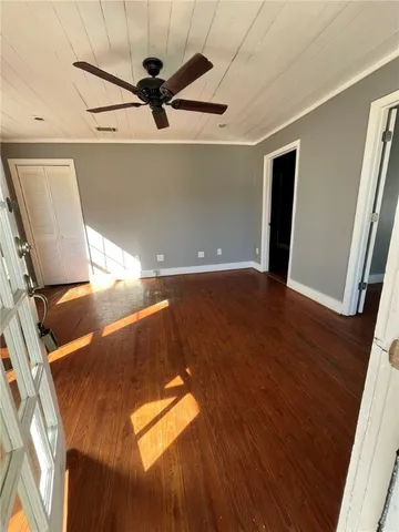 $1,375 | 303 North Way, Darien, GA 31305