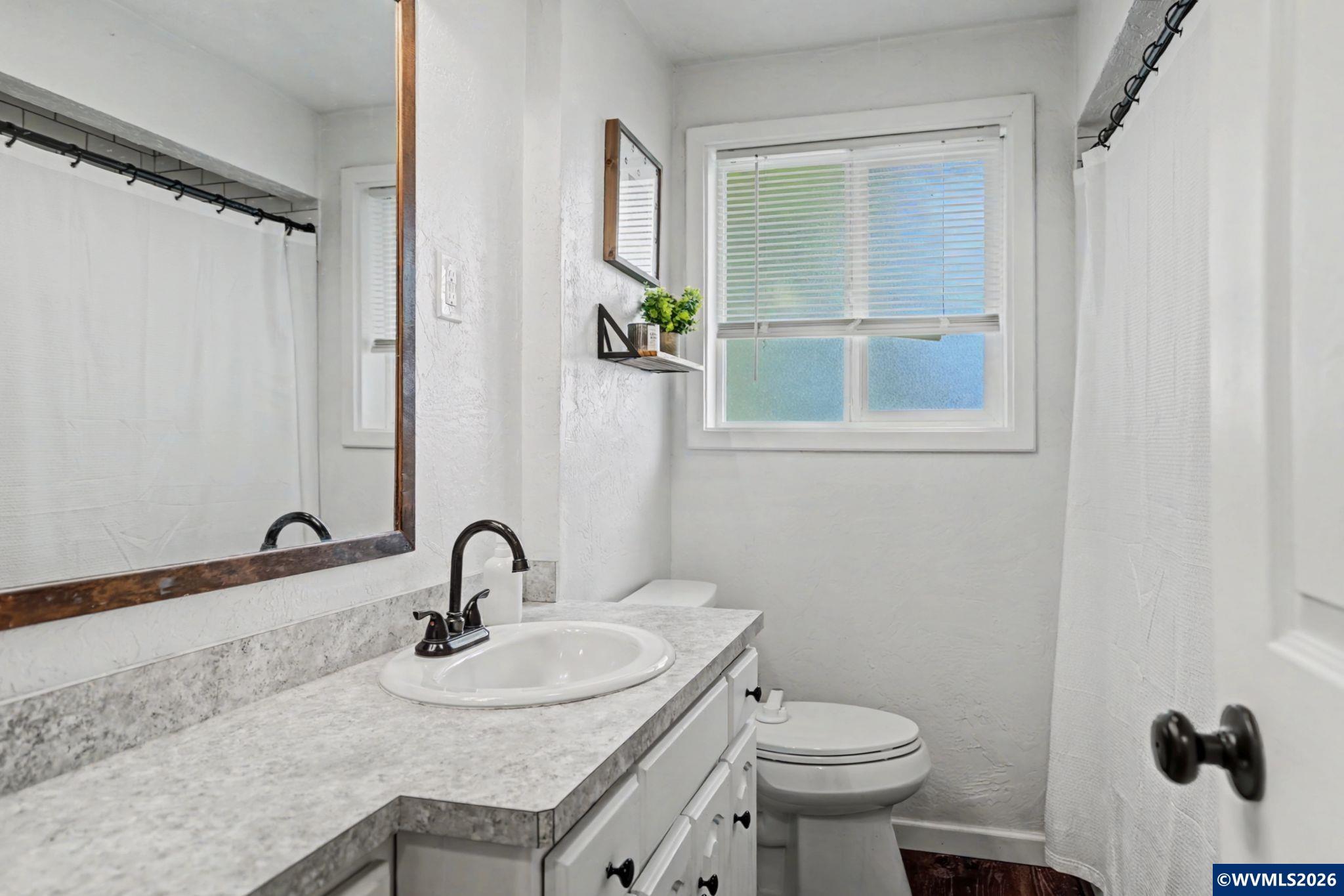 472 E Street Lebanon, OR 97355 - Photo 24 of 38 Gallery Image 24