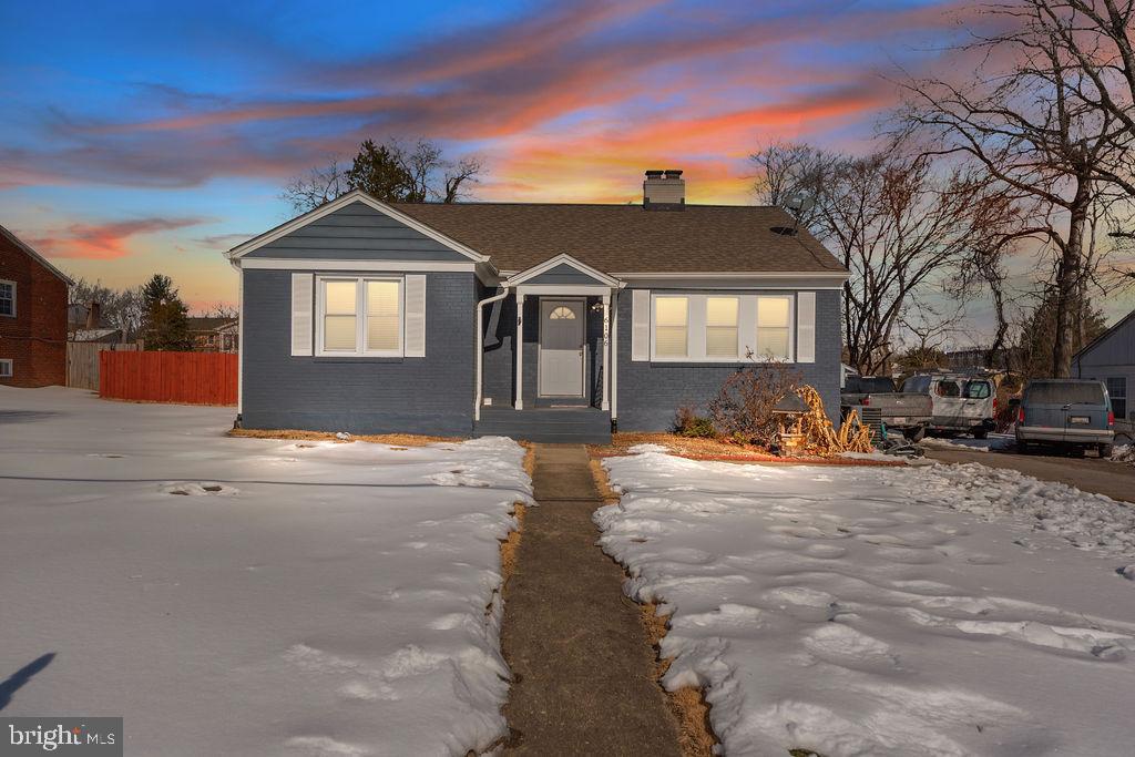 6106 Manor Road Clinton, MD 20735 - Photo 2 of 39