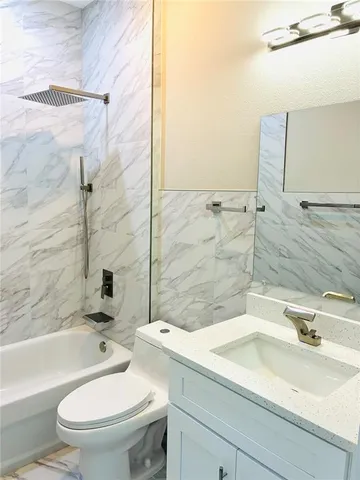 $1,800 | 4 Sleigh Bell Place, Unit A, Palm Coast, FL 32164