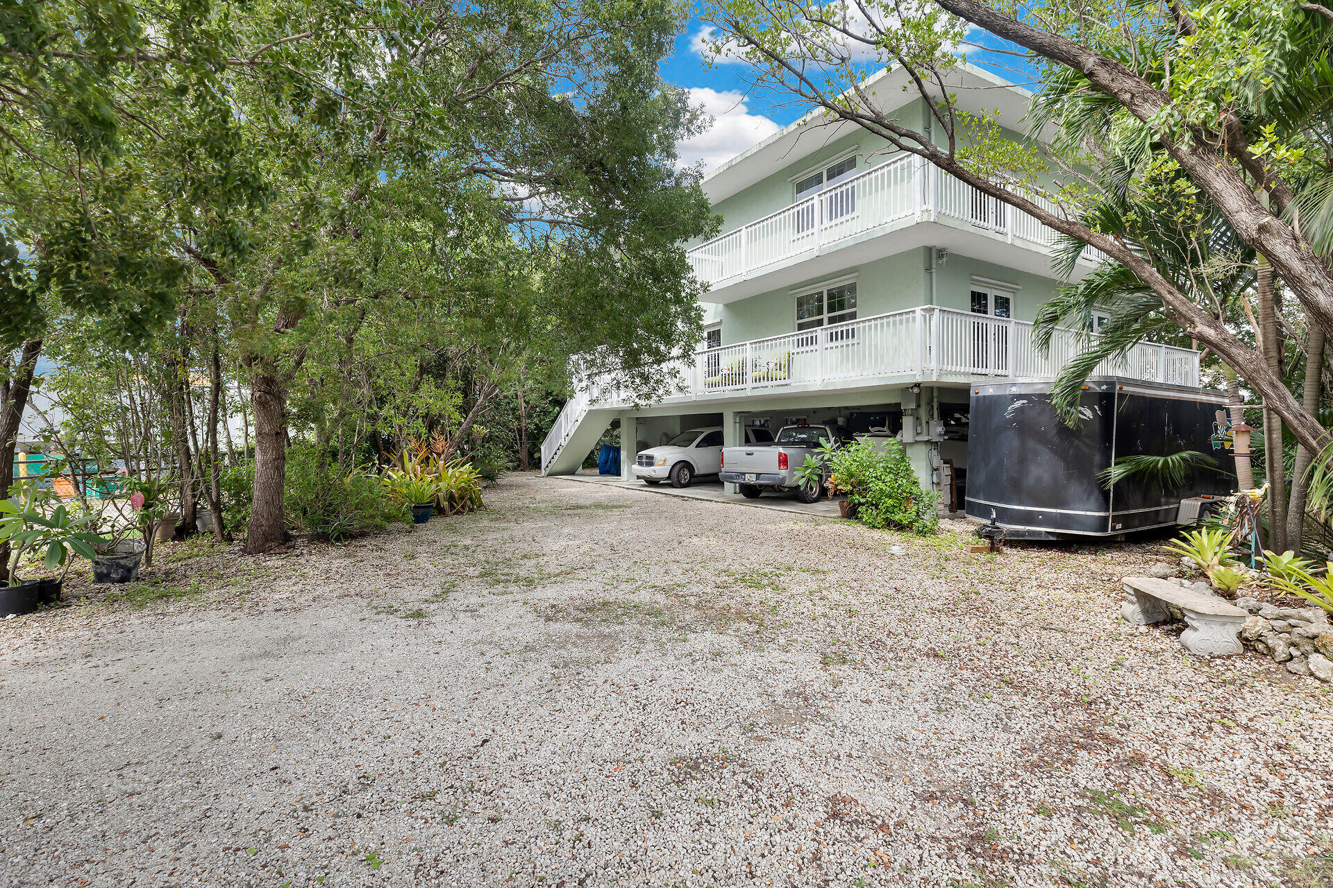 4 Snapper Avenue Key Largo, FL 33037 - Photo 1 of 38 virtual-tour-350421-09