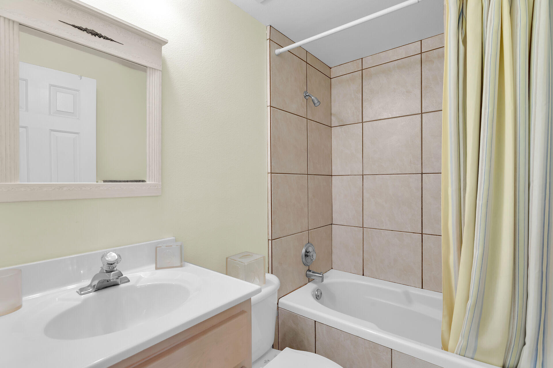 4 Snapper Avenue Key Largo, FL 33037 - Photo 24 of 38 virtual-tour-350421-32