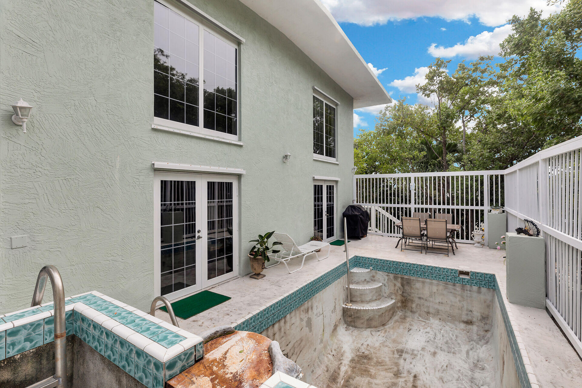 4 Snapper Avenue Key Largo, FL 33037 - Photo 25 of 38 virtual-tour-350421-34