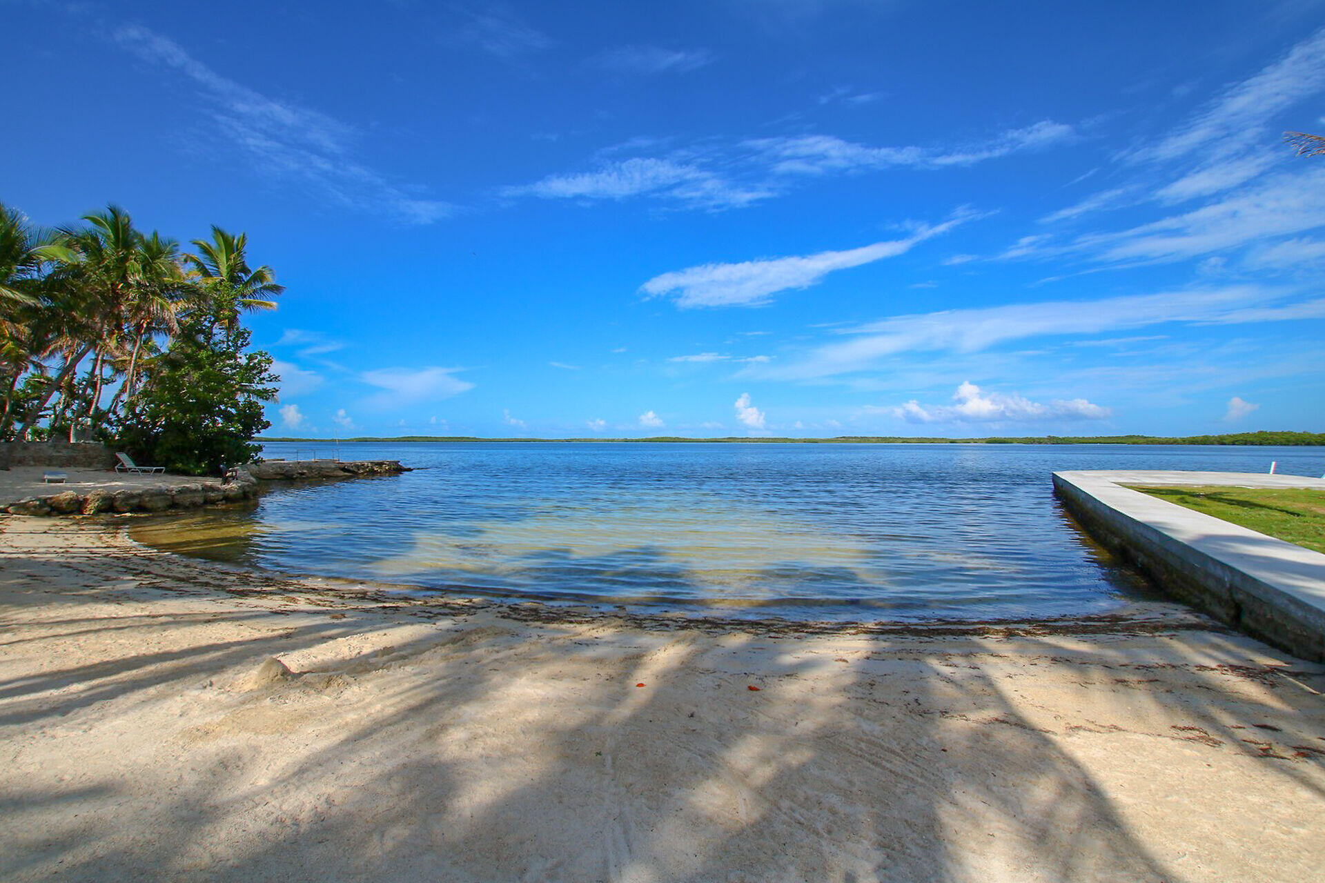 4 Snapper Avenue Key Largo, FL 33037 - Photo 34 of 38 virtual-tour-350421-06