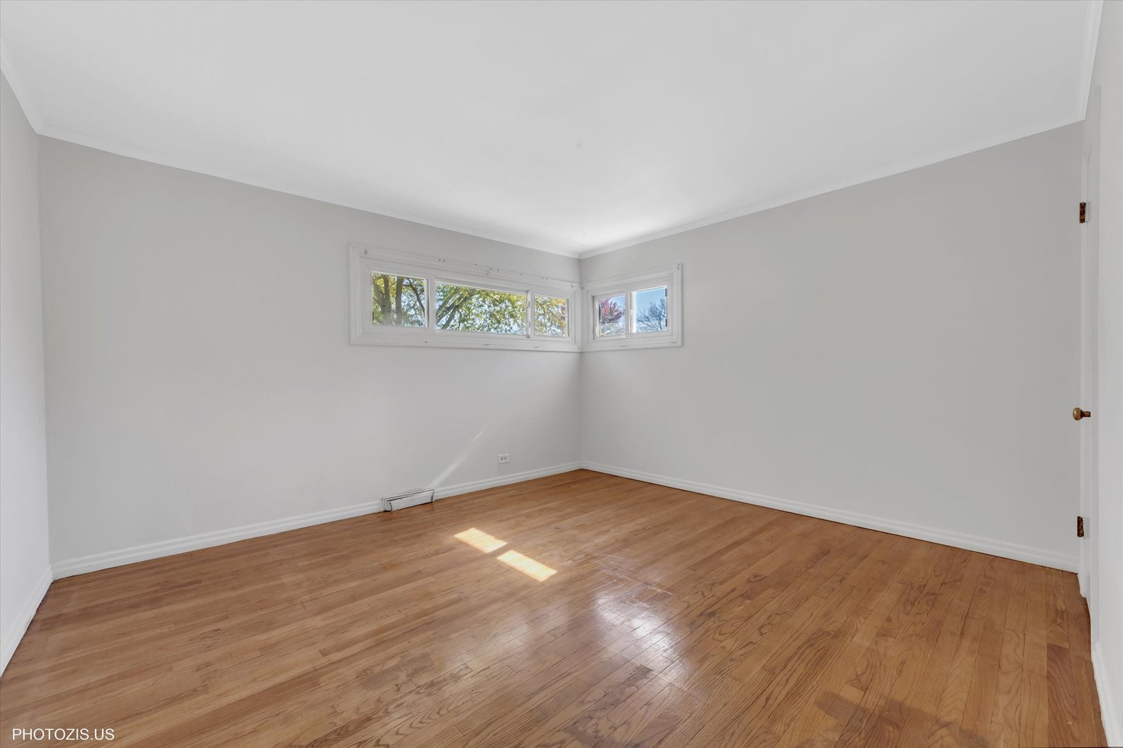 1210 Mohawk Drive Elgin, IL 60120 - Photo 12 of 36