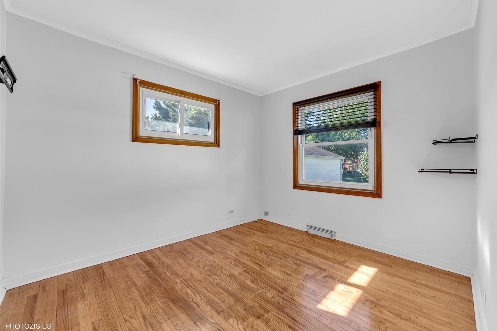 1210 Mohawk Drive Elgin, IL 60120 - Photo 13 of 36