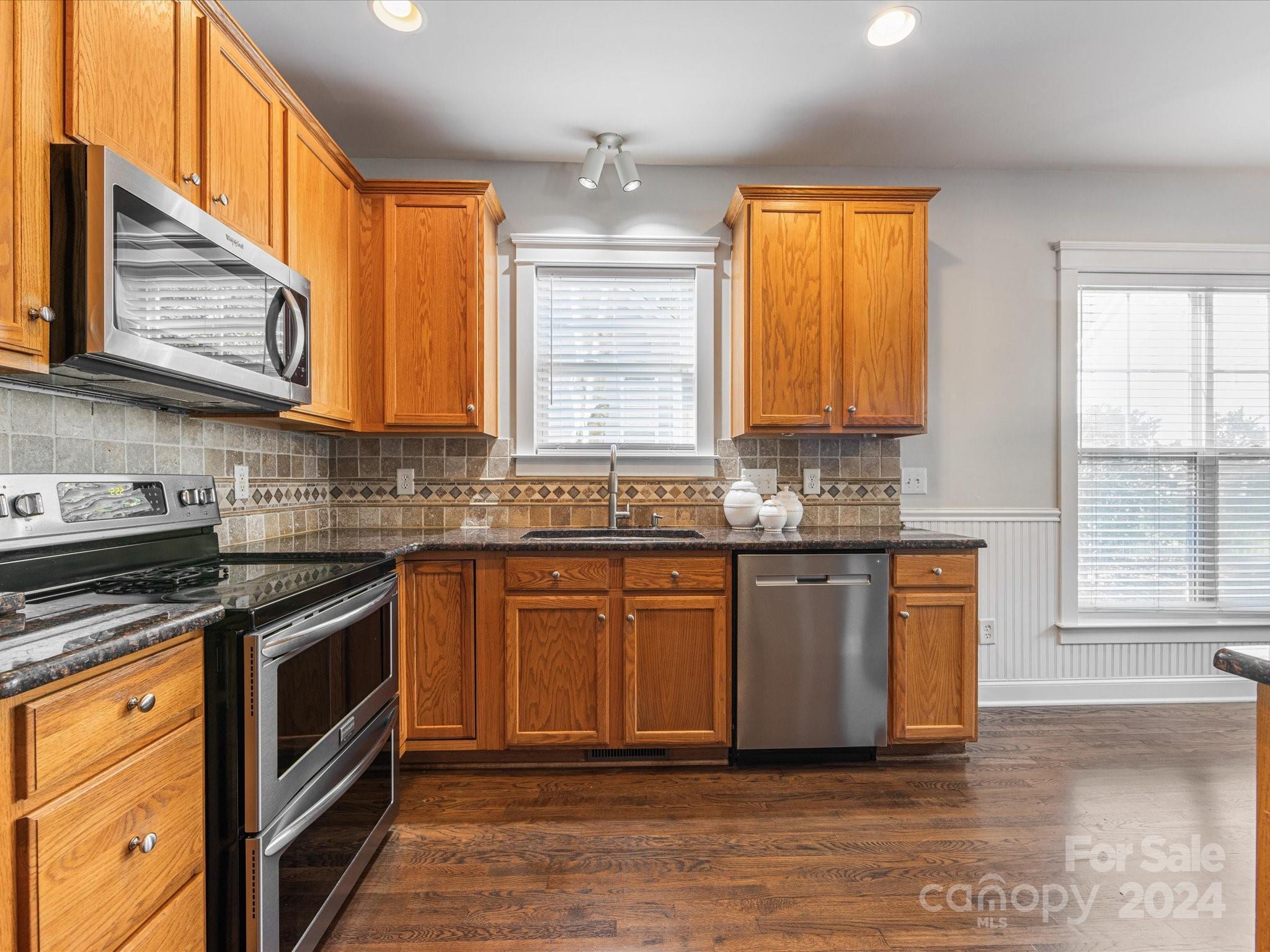 1309 Mallard Ridge Drive Tega Cay, SC 29708 - Photo 12 of 42 Gallery Image 12