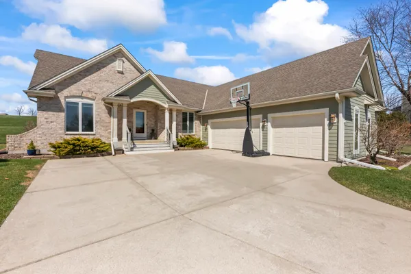 $675,000 | N86-w27678 Meadowview Court, Hartland, WI 53029