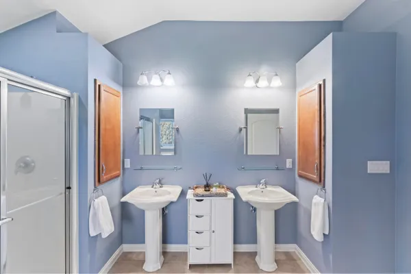 $675,000 | N86-w27678 Meadowview Court, Hartland, WI 53029