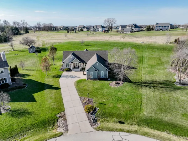 $675,000 | N86-w27678 Meadowview Court, Hartland, WI 53029