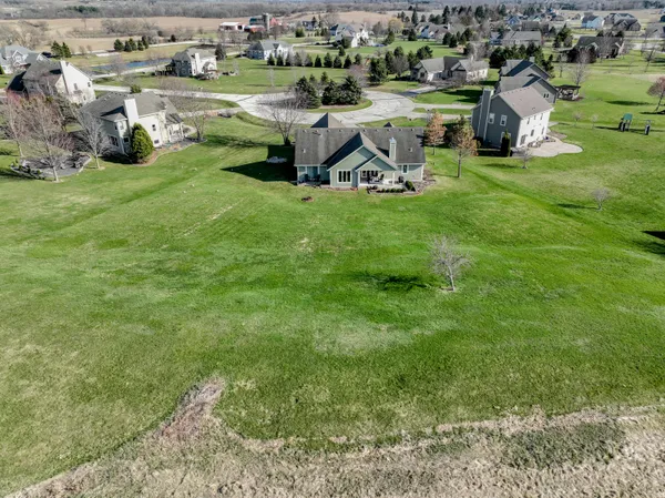 $675,000 | N86-w27678 Meadowview Court, Hartland, WI 53029