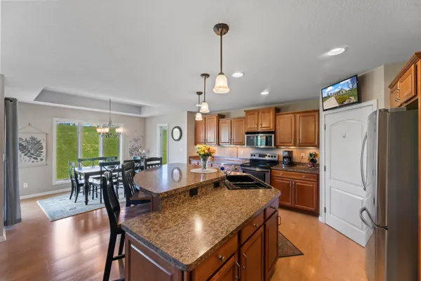 $675,000 | N86-w27678 Meadowview Court, Hartland, WI 53029