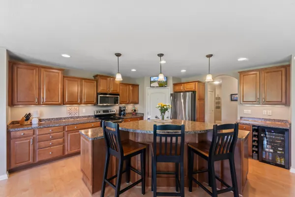 $675,000 | N86-w27678 Meadowview Court, Hartland, WI 53029