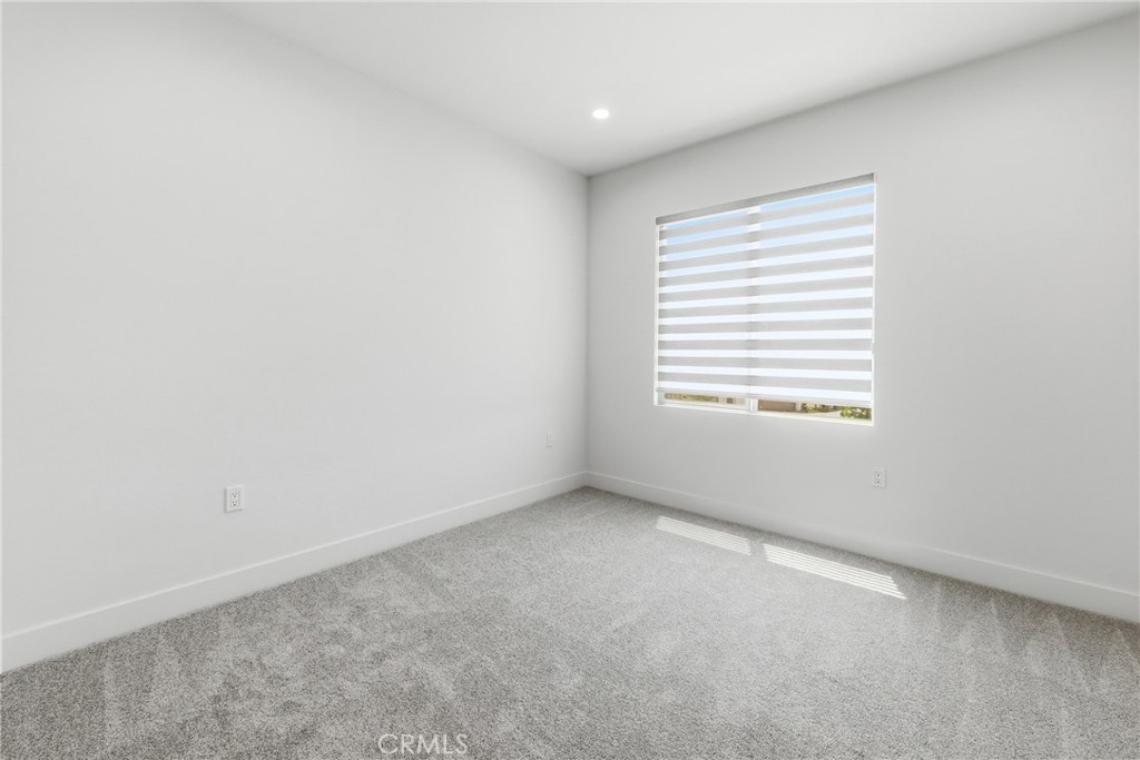 249 Raffini Irvine, CA 92618 - Photo 11 of 27 Gallery Image 11