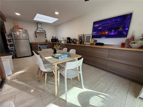 $3,300 | 7672 Amazon Drive, Unit 1, Huntington Beach, CA 92647