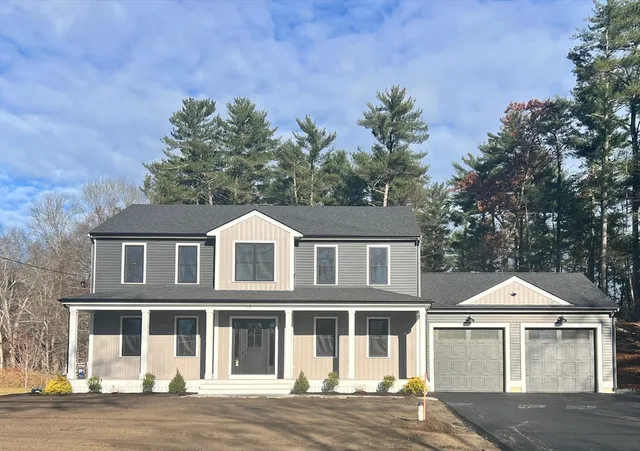 $949,900 | 15 Elm Place, Hanson, MA 02341