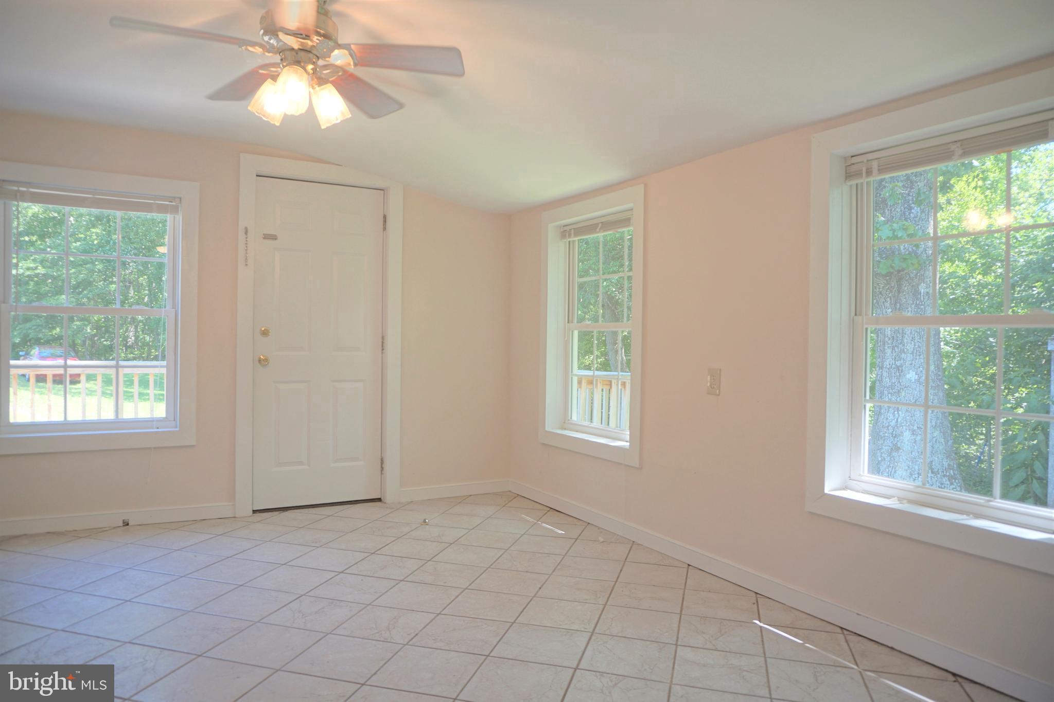 30104 Zoar Road Locust Grove, VA 22508 - Photo 4 of 24 Gallery Image 4