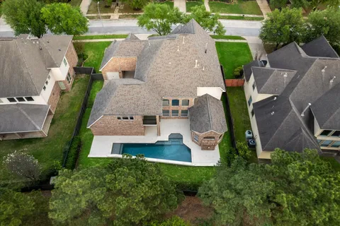 $925,000 | 6211 Alameda Point Lane, Houston, TX 77041