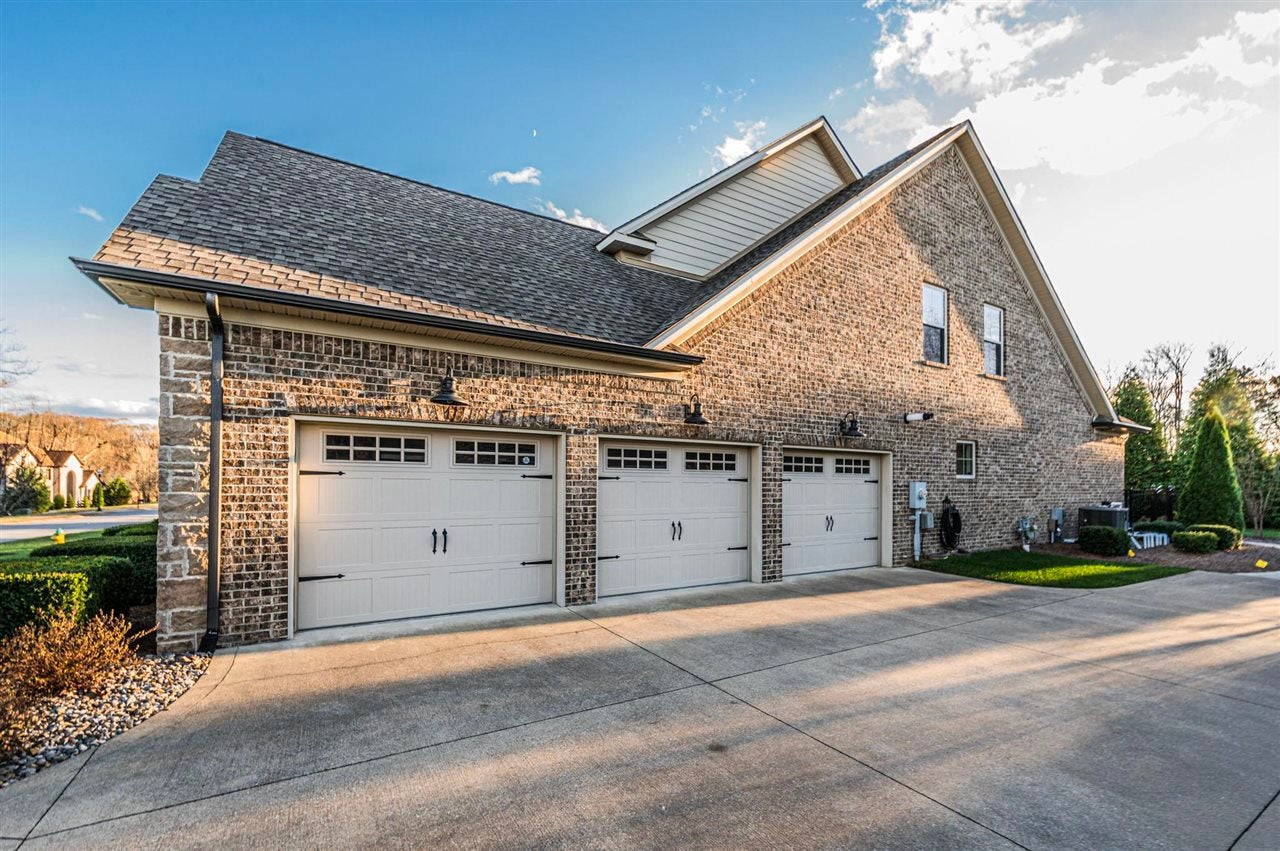 976 Cumberland Ridge Way Bowling Green, KY 42103 - Photo 41 of 47 Gallery Image 41