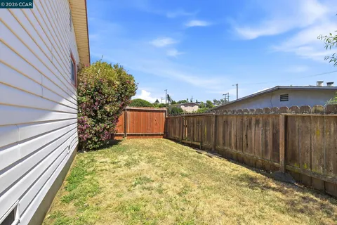 $399,000 | 507 Los Cerritos Drive, Vallejo, CA 94589