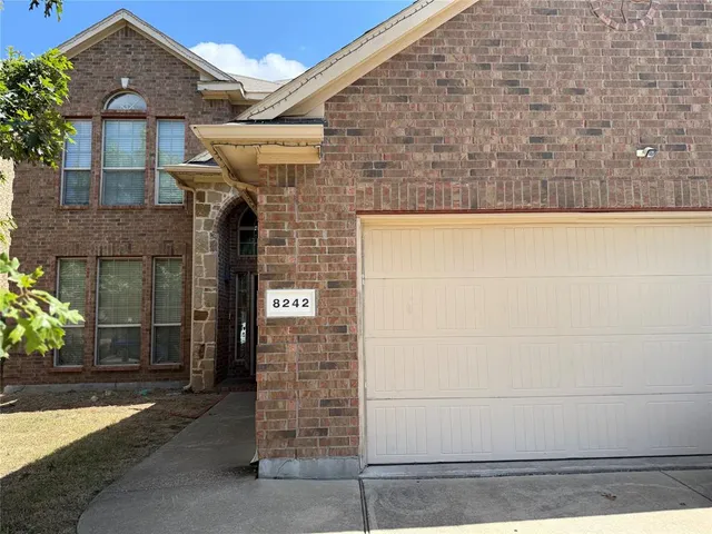 $350,000 | 8242 Clarkview Drive, Dallas, TX 75236