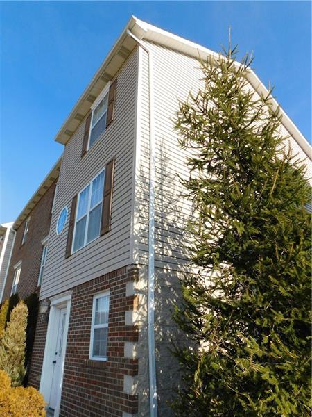 560 Reed Court Jeannette, PA 15644 - Photo 1 of 17