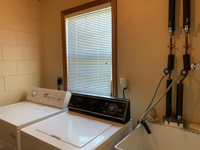 560 Reed Court Jeannette, PA 15644 - Photo 16 of 17