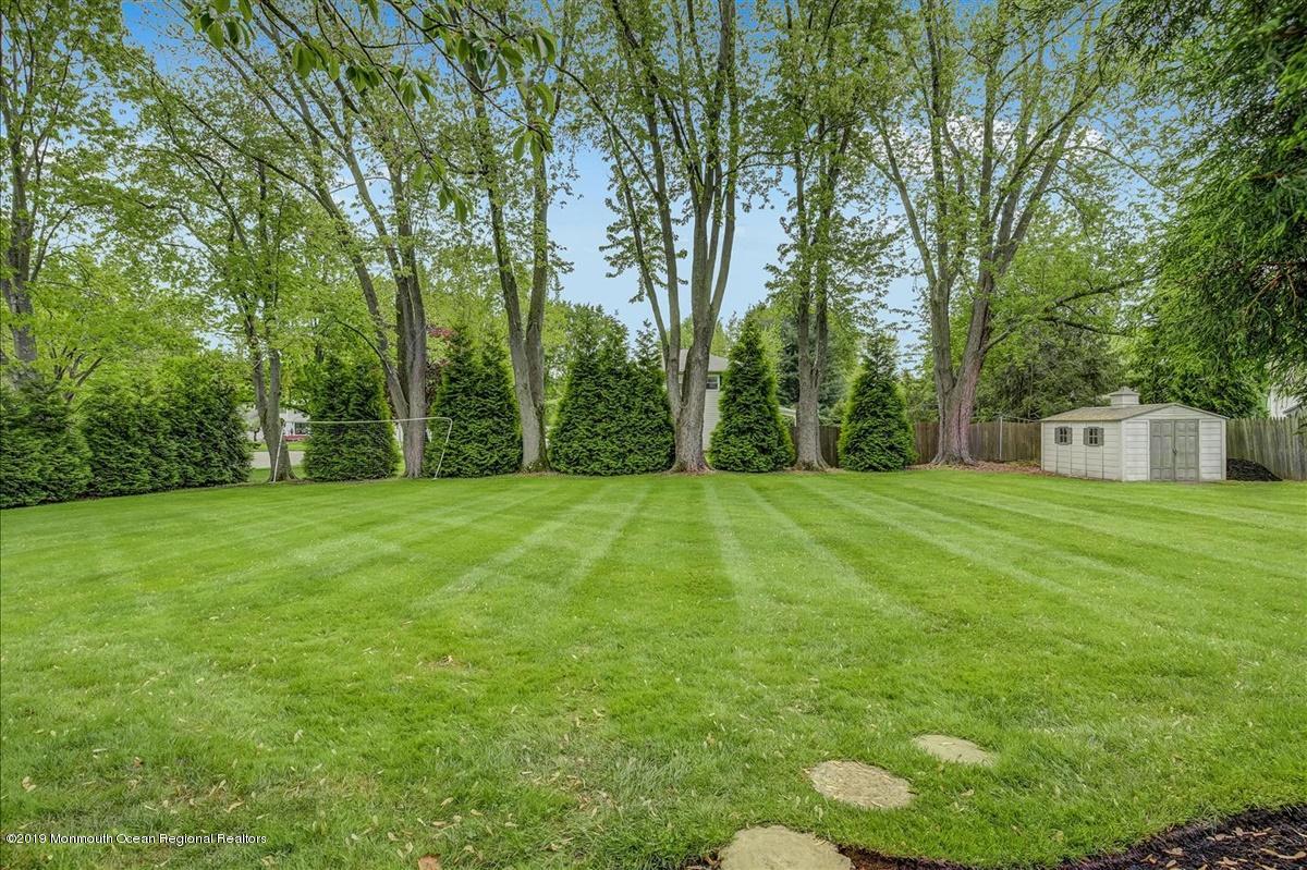 4 Sandybrook Road Manalapan, NJ 07726 - Photo 30 of 41 31-Backyard