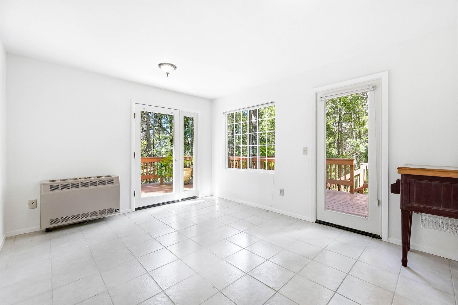 11448 Snowline Road Nevada City, CA 95959 - Photo 11 of 54