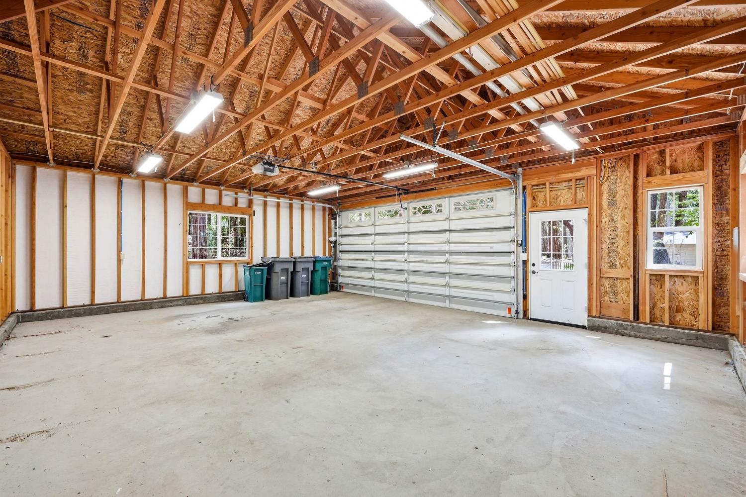 11448 Snowline Road Nevada City, CA 95959 - Photo 42 of 54 Garage