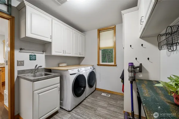 $1,149,900 | 3507 366th Street East, Roy, WA 98580