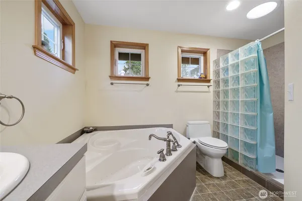$1,149,900 | 3507 366th Street East, Roy, WA 98580
